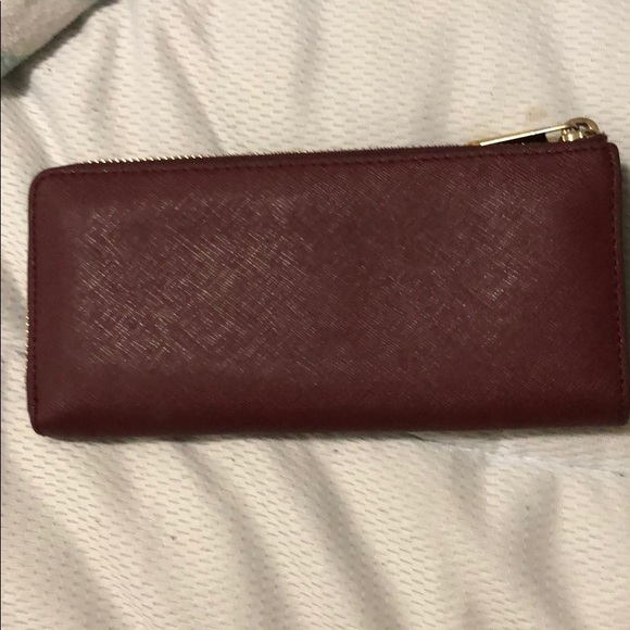 Michael Kors zipper wallet - Picture 2 of 5